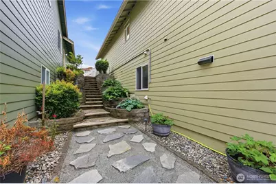 18012 Ambleside Court, Arlington, WA 98223 - Photo 36