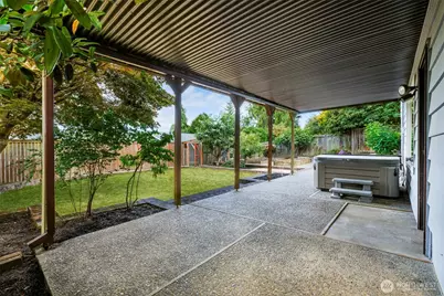 12011 6th Avenue NW, Seattle, WA 98177 - Photo 32