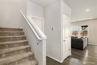 18708 Emmons Court E, Puyallup, WA 98374 - Photo 10
