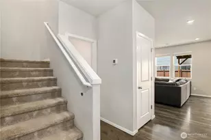 18708 Emmons Ct E, Puyallup, WA 98374 - Photo 10
