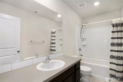 18708 Emmons Court E, Puyallup, WA 98374 - Photo 20
