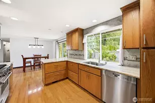 9525 East E Street, Tacoma, WA 98445 - Photo 10
