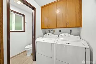 9525 East E Street, Tacoma, WA 98445 - Photo 16