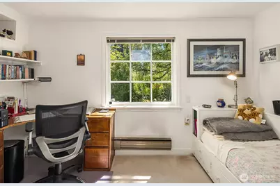 8255 30th Avenue NE, Seattle, WA 98115 - Photo 12