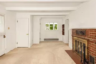 8255 30th Ave NE, Seattle, WA 98115 - Photo 8