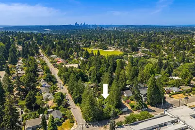 8255 30th Avenue NE, Seattle, WA 98115 - Photo 28