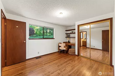 5937 Scenic Drive NE, Tacoma, WA 98422 - Photo 8