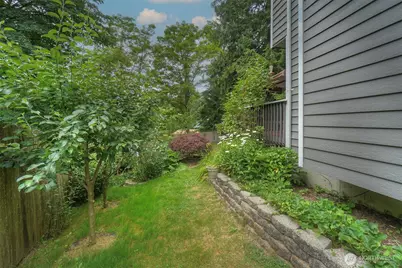 22035 Sea Vista NE, Poulsbo, WA 98370 - Photo 38