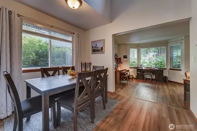 22035 Sea Vista NE, Poulsbo, WA 98370 - Photo 12