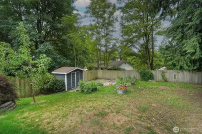 22035 Sea Vista NE, Poulsbo, WA 98370 - Photo 36