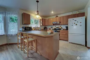22035 Sea Vista NE, Poulsbo, WA 98370 - Photo 14