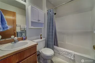 22035 Sea Vista NE, Poulsbo, WA 98370 - Photo 22