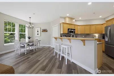 7705 Fairway Avenue SE #204, Snoqualmie, WA 98065 - Photo 2