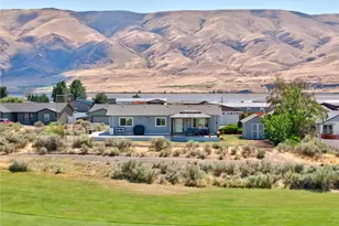 403 Summer Pl SW, Mattawa, WA 99349 - Photo 2