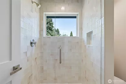 8043 19th Avenue NE, Seattle, WA 98115 - Photo 14