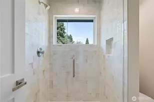 8043 19th Ave NE, Seattle, WA 98115 - Photo 14