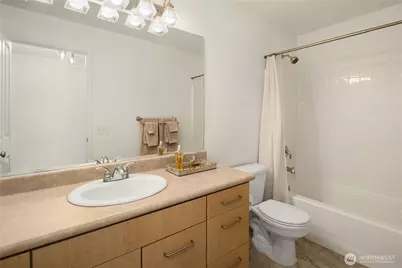 710 240th Way SE #J302, Sammamish, WA 98074 - Photo 18