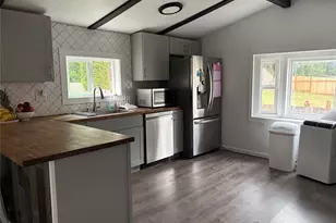 20810 108th St E, Bonney Lake, WA 98391 - Photo 4