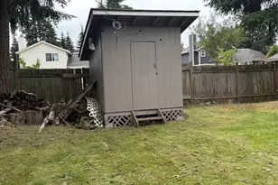 20810 108th St E, Bonney Lake, WA 98391 - Photo 16