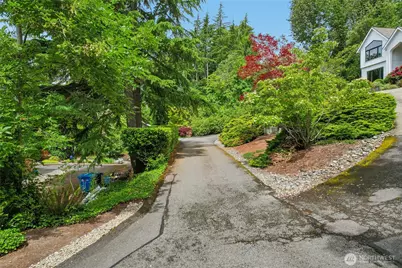8114 W Mercer Way, Mercer Island, WA 98040 - Photo 14