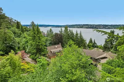 8114 W Mercer Way, Mercer Island, WA 98040 - Photo 12