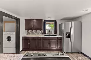 14 S Elm St, Omak, WA 98841 - Photo 8