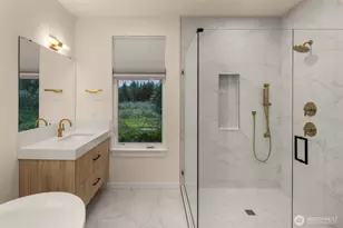 8409 NE 137th St, Kirkland, WA 98034 - Photo 26