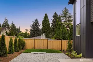 8409 NE 137th St, Kirkland, WA 98034 - Photo 38