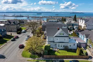 2232 Hoyt Ave, Everett, WA 98201 - Photo 2