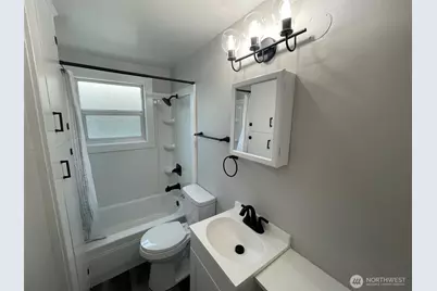 2232 Hoyt Avenue, Everett, WA 98201 - Photo 24