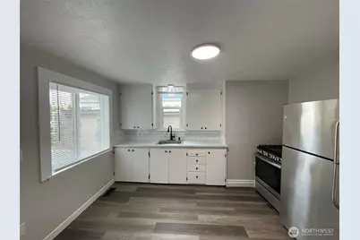 2232 Hoyt Avenue, Everett, WA 98201 - Photo 12