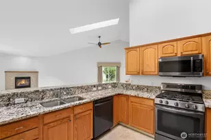 19019 104th Ave E, Puyallup, WA 98374 - Photo 14
