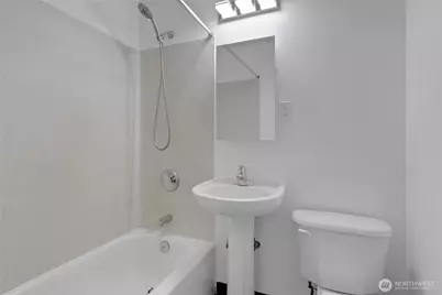 417 23rd Avenue #2, Seattle, WA 98122 - Photo 12