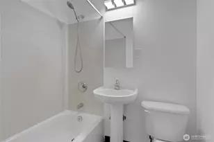417 23rd Ave, Seattle, WA 98122 - Photo 12