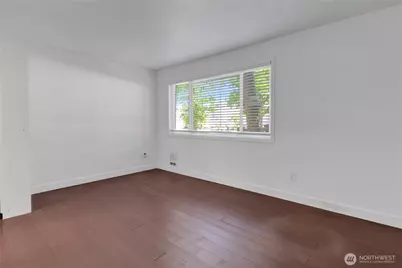 417 23rd Avenue #4, Seattle, WA 98122 - Photo 4