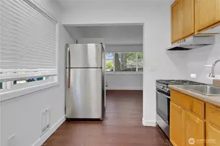 417 23rd Ave, Seattle, WA 98122 - Photo 8