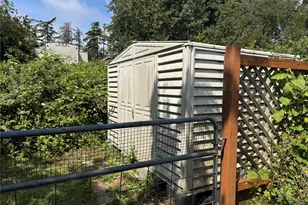 1336 7th St, Port Townsend, WA 98368 - Photo 22