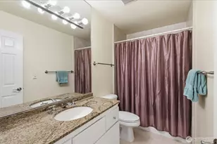 2713 Boylston Ave E, Seattle, WA 98102 - Photo 20