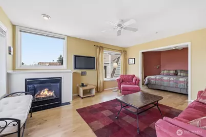 2713 Boylston Avenue E #201, Seattle, WA 98102 - Photo 14