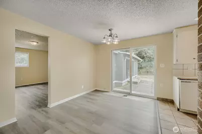 7818 126th Street E, Puyallup, WA 98373 - Photo 6