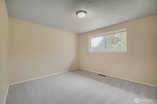7818 126th St E, Puyallup, WA 98373 - Photo 14