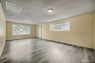 7818 126th St E, Puyallup, WA 98373 - Photo 12