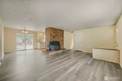 7818 126th Street E, Puyallup, WA 98373 - Photo 4