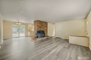 7818 126th St E, Puyallup, WA 98373 - Photo 4