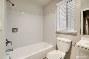 11012 195th Ave E, Bonney Lake, WA 98391 - Photo 14