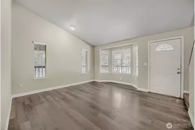 11012 195th Avenue E, Bonney Lake, WA 98391 - Photo 4