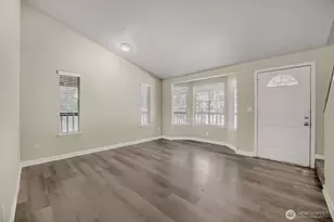11012 195th Ave E, Bonney Lake, WA 98391 - Photo 4