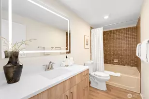 150 NE 95th St, Seattle, WA 98115 - Photo 24