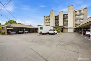 200 Beach Pl, Edmonds, WA 98020 - Photo 32