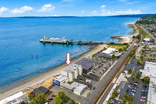 200 Beach Pl, Edmonds, WA 98020 - Photo 2